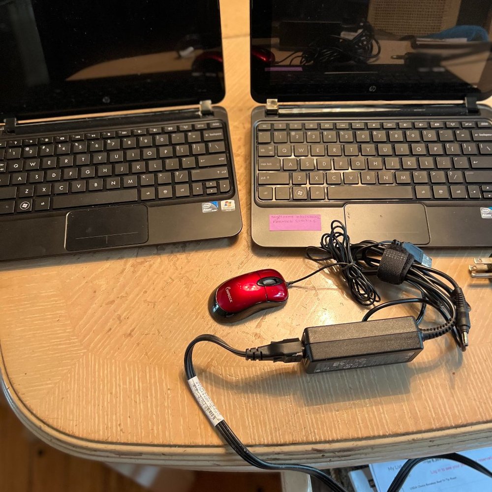 HP LAPTOP, MINI WITH MOUSE, CHARGER , RED AND BLUE AVAILABLE 9" X 7" X 1"